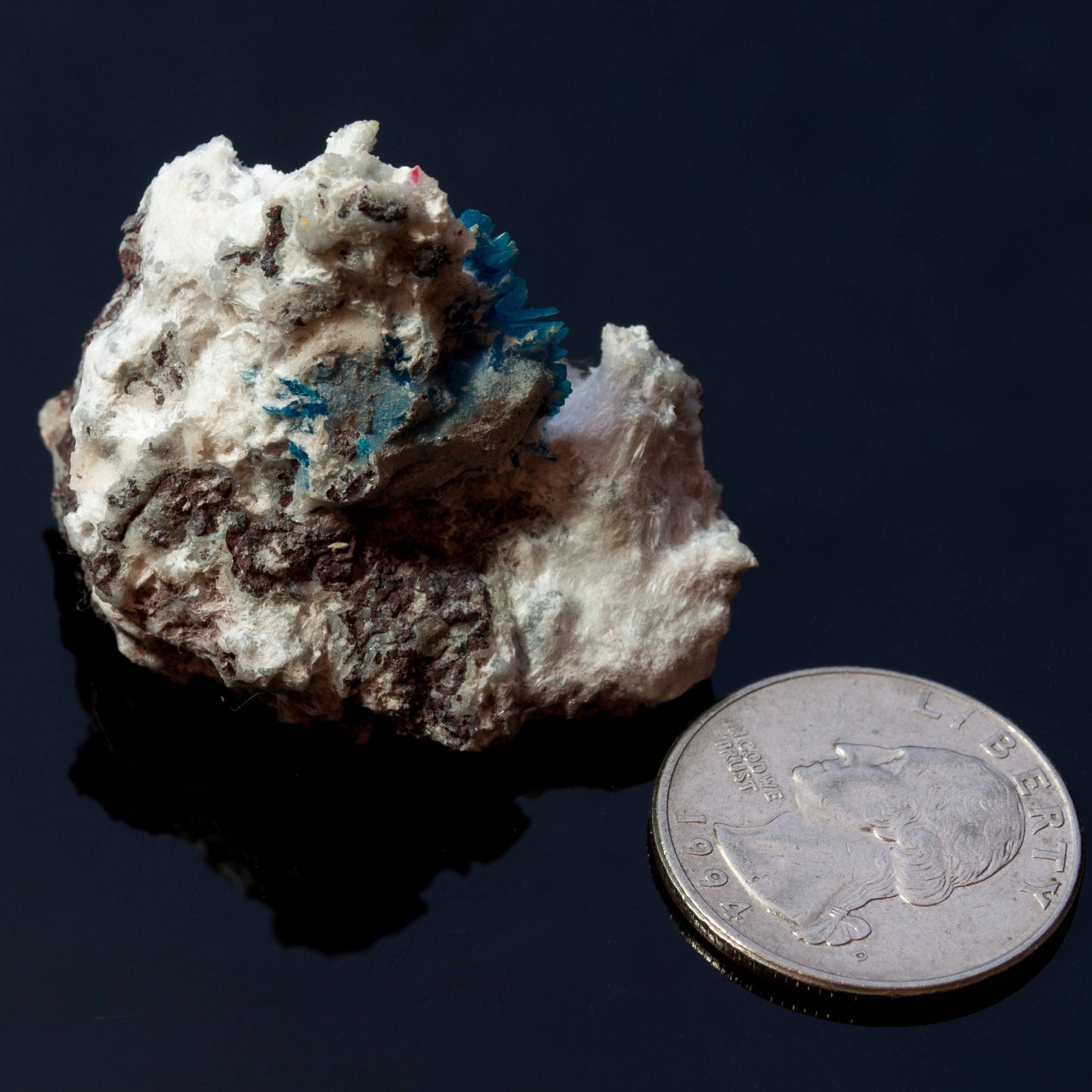Pentagonite, Mordenite, RARE, Wagholi, Ahmadnagar (Ahmed Nagar; Ahmednagar), Pune (Poonah), Maharashtra, India (2017)