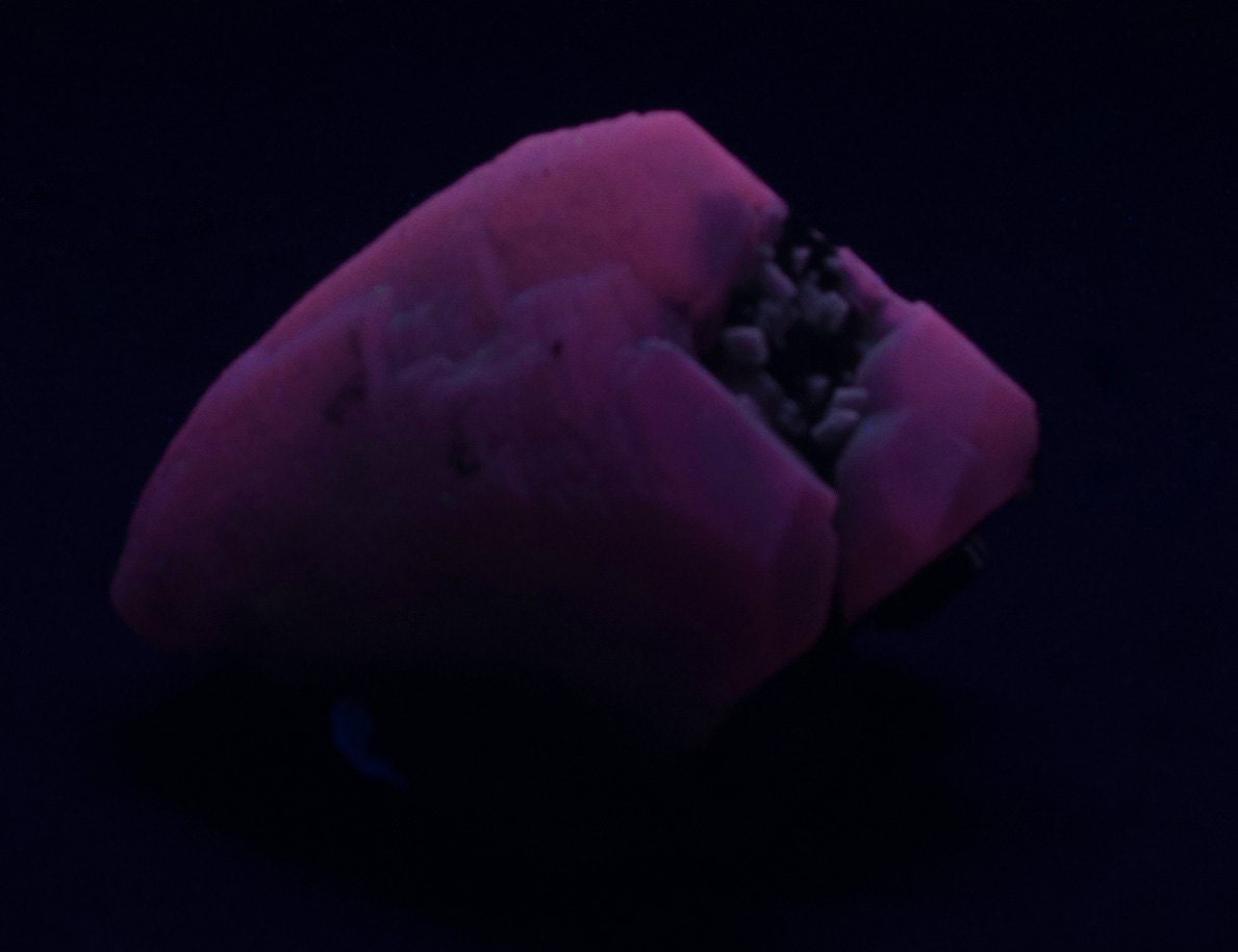 Calcite, Fluorescent, Rio Grande do Sul, Brazil (27)