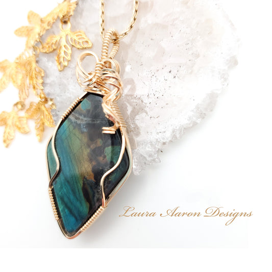 Spectrolite Pendant