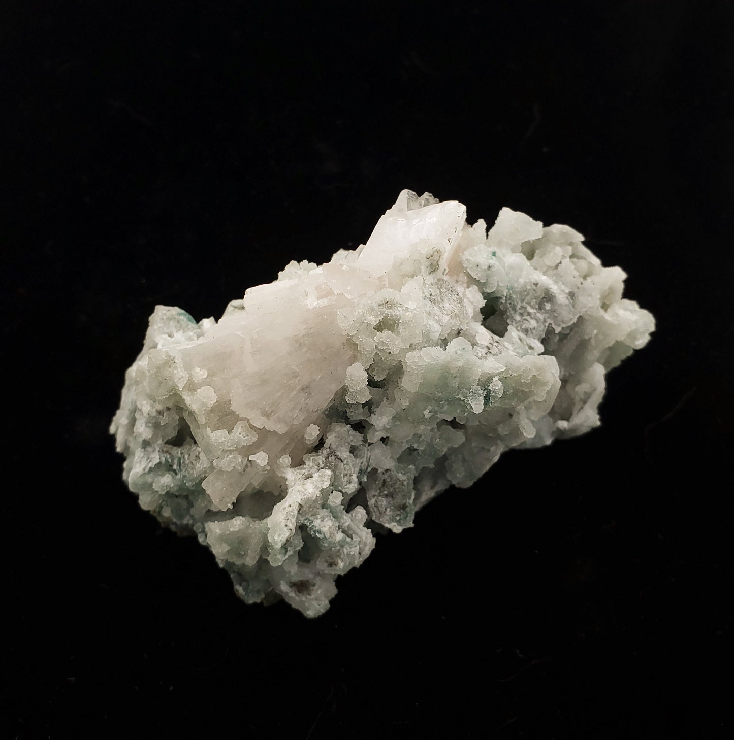 Heulandite, Chalcedony, Deccan Plateau, Jalgaon, India (63)