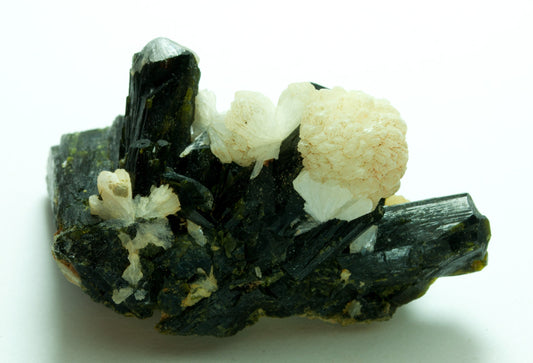 Epidote, Stilbite, Diamondara, Bendougou, Kayes Region, Mali (42)