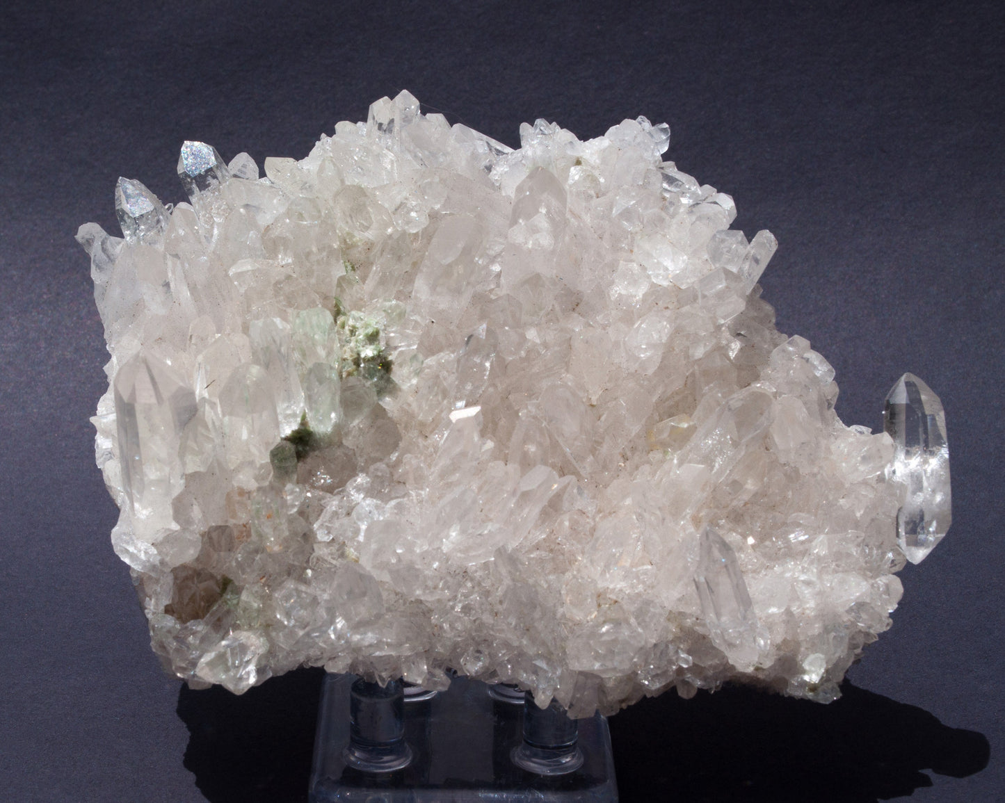 Fushite on Quartz, Pasto Bueno Mine, Peru (56)