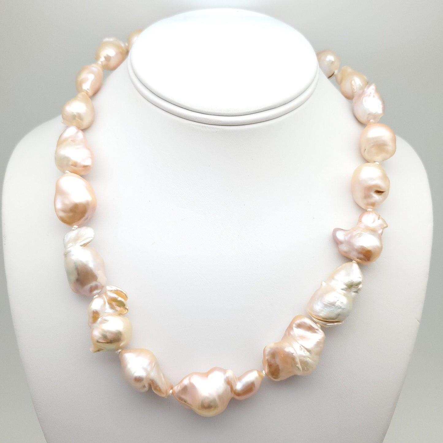 Baroque Pearl Necklace