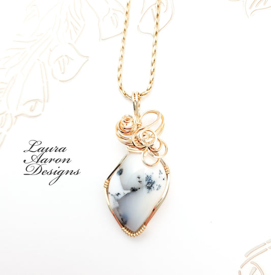 Snow Scene Agate Pendant