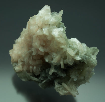 Stilbite on Chalcedony, Deccan Plateau, Nasik, India (24)