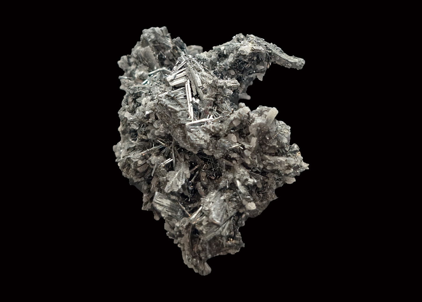 Calcita y Stibnita, depósito Xikuangshan Sb, Lengshuijiang Co., Loudi, Hunan, China