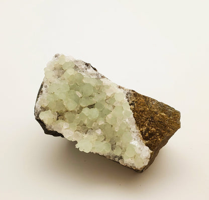 Prehnite, Upper New St. Quarry, Patterson, New Jersey USA (63)